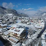 Zum Loewen Hotel