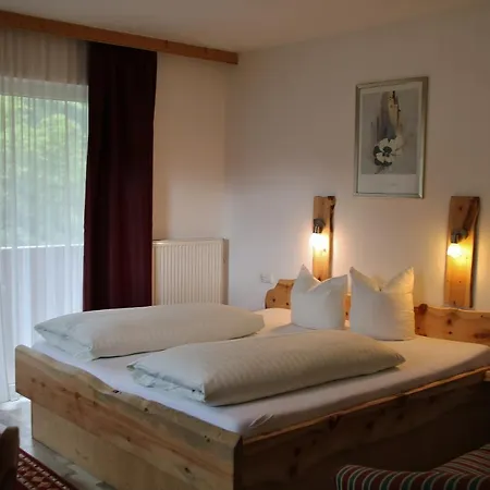 Hotell Zum Loewen Aschau Im Zillertal