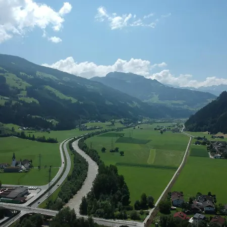 Hotel Zum Loewen 3*