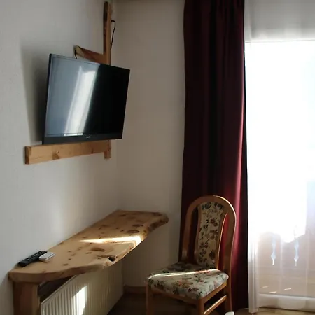 Hotel Zum Loewen 3*