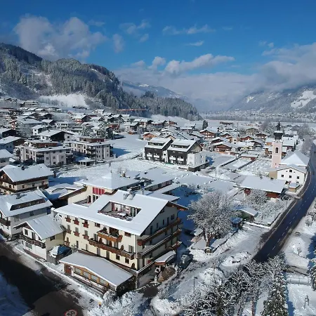 Zum Loewen Hotel