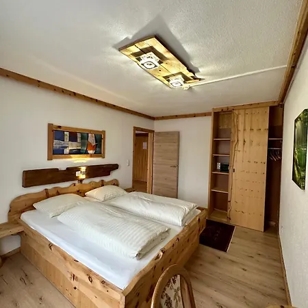 Hotel Zum Lowen 3*